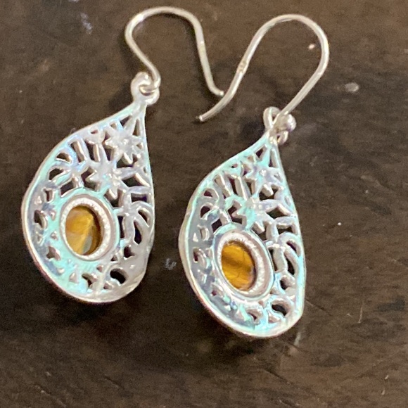 Sterling Silver Tiger Eye Pierced earrings - Picture 3 of 4